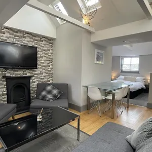4* Appart hôtel Ei8ht Guest